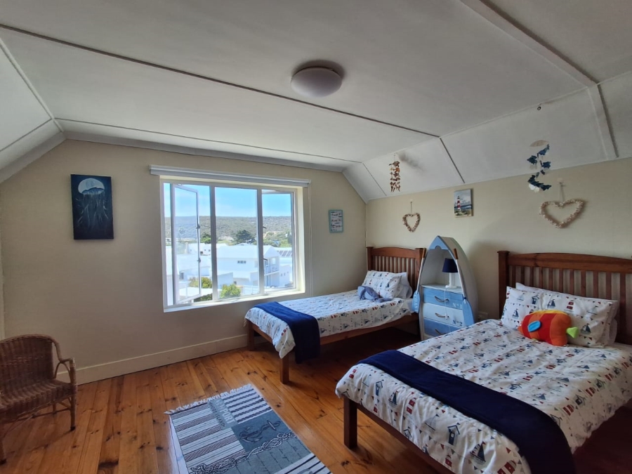 4 Bedroom Property for Sale in Stilbaai Wes Western Cape